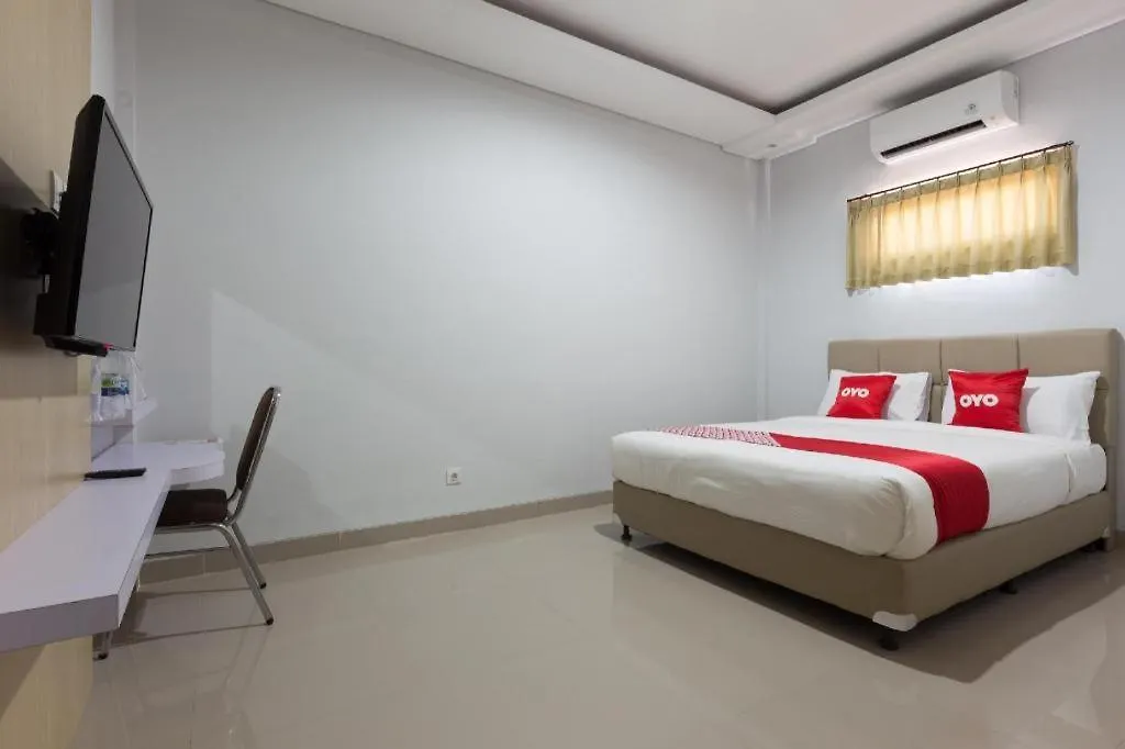 Oyo 1949 Vrindavan Residence Denpasar