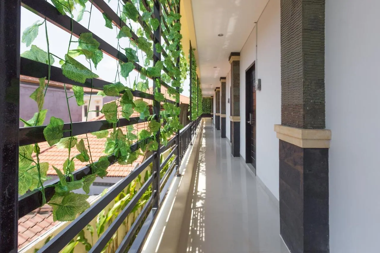 Oyo 1949 Vrindavan Residence Семиньяк 2*,  Индонезия