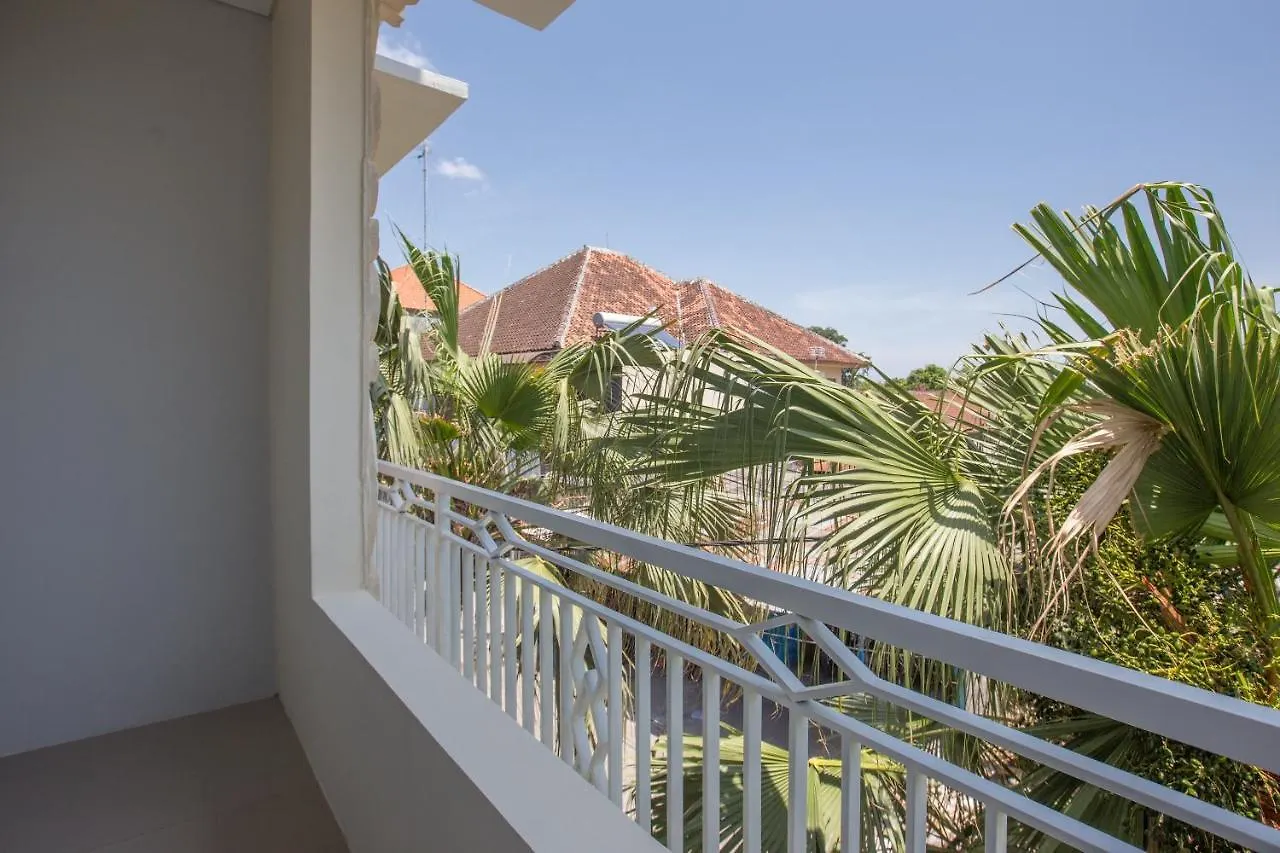 Отель Oyo 1949 Vrindavan Residence Семиньяк